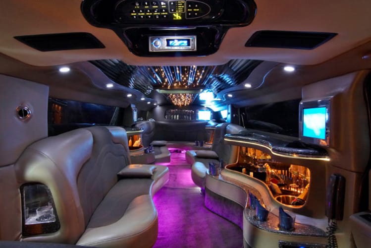 Lincoln stretch limo party